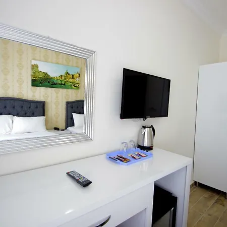 Grand Fm Hotel Istanbul Exterior photo
